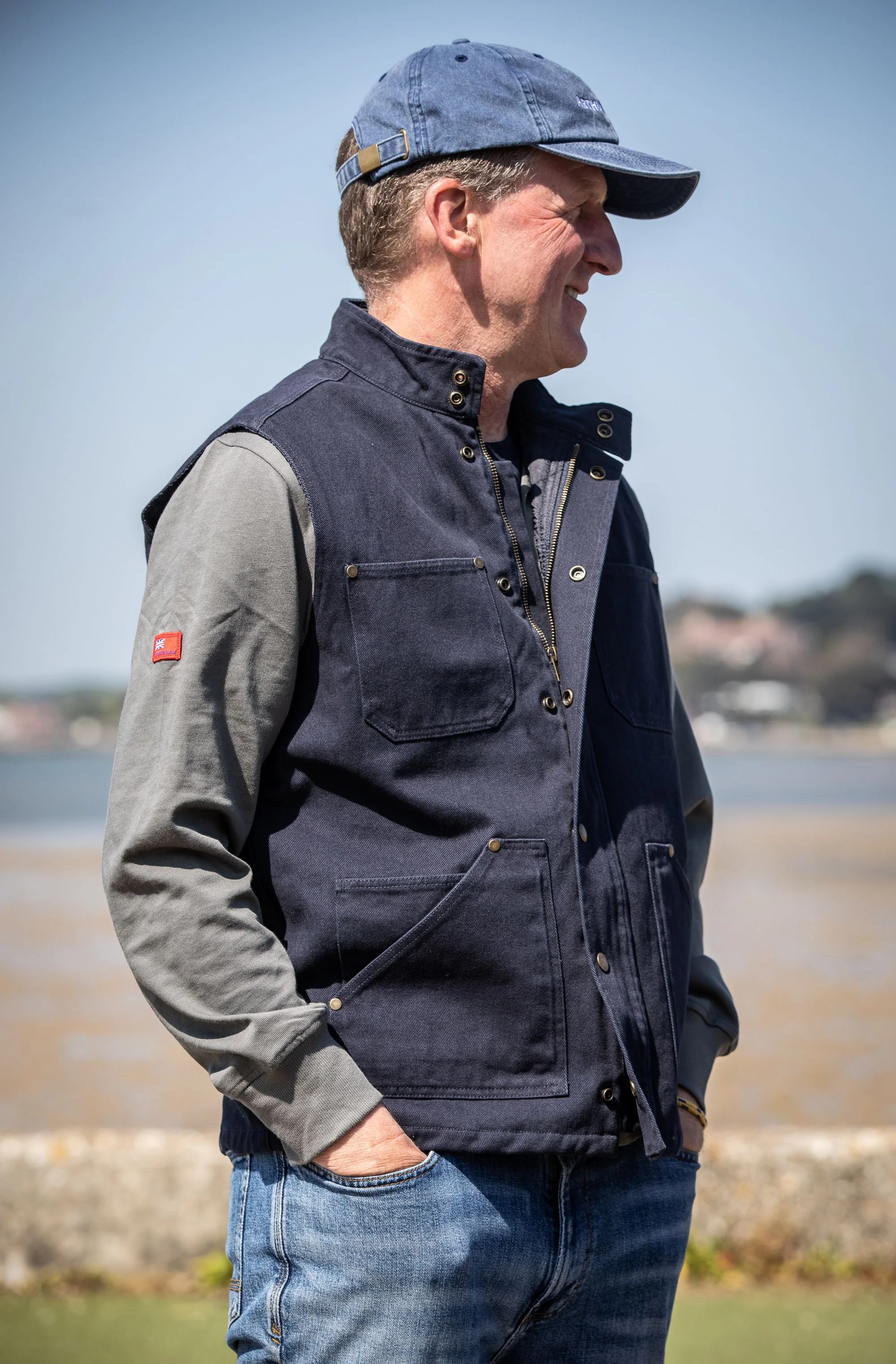 Arthur Beale Canvas Gilet - Image 5