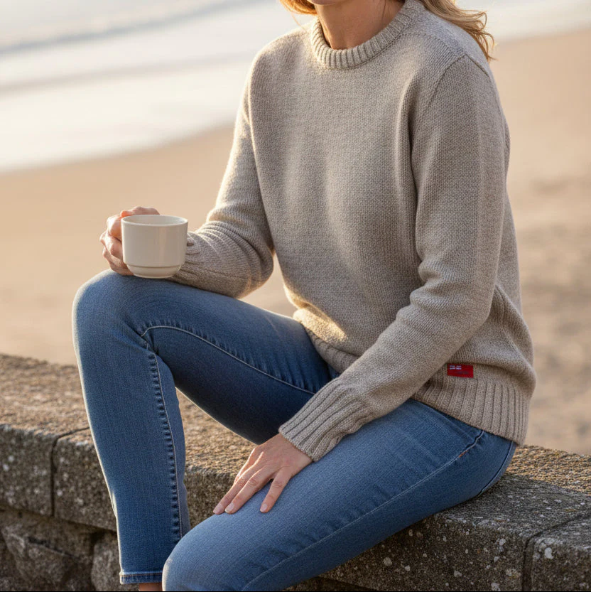 Arthur Beale Women's Oiled Wool Pelmo® Jumper - Image 12
