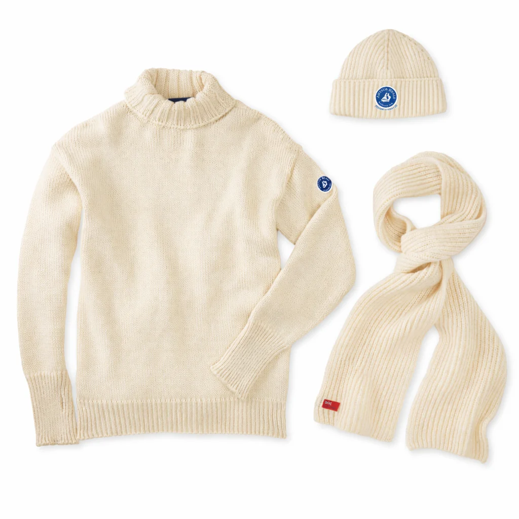 Arthur Beale woollen set: Beerenberg, Beanie & Scarf - Image 4